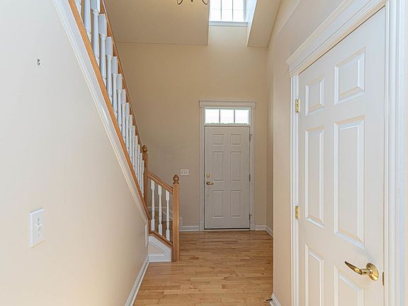 5th image of 7229 Tumblebrook Dr