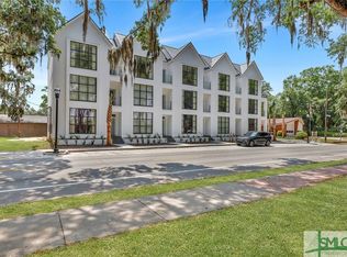 2822-2822A Bee Rd #D, Savannah, GA 31404