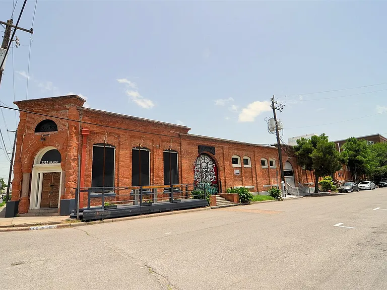 1310 Nance St #A — Photo 15