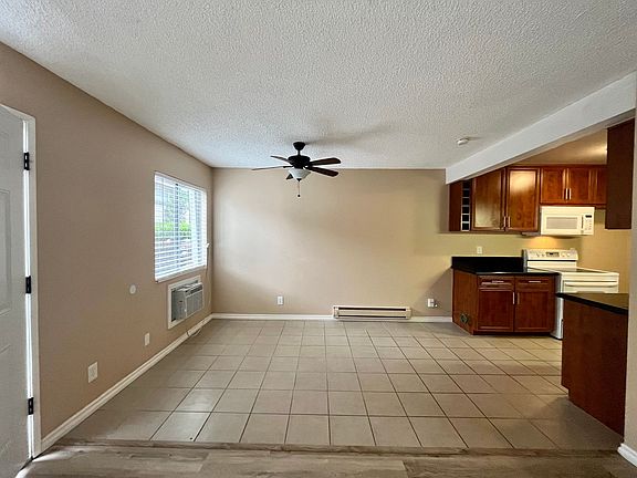 4th image of 318 S Miraleste Dr Unit 143