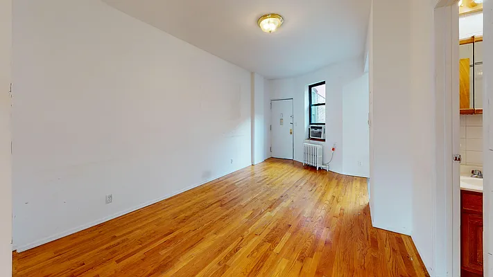 Rented by Bond New York | media 16