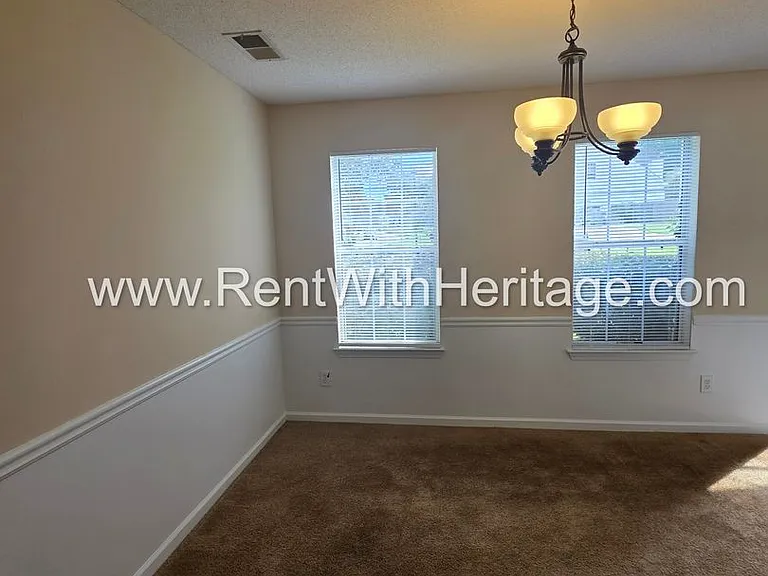 6535 Manor Creek Dr — Photo 9