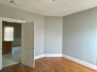92 Elliot St APT 3, Brockton, MA 02302