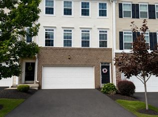 17 Roosevelt Dr, Mc Kees Rocks, PA 15136