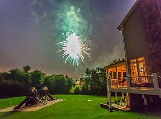 44016 Indian Fields Ct, Leesburg, VA 20176