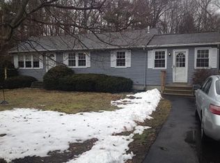 80 Carpenter Rd, Northbridge, MA 01534
