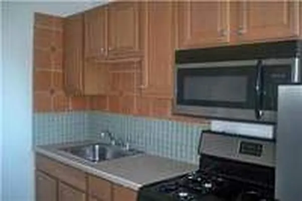 Rented by R New York | media 2