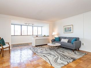 8 Whittier Pl APT 4A, Boston, MA 02114