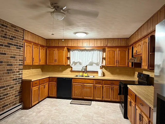 525 Flowing Springs Rd — Photo 2
