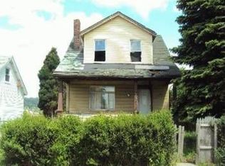 715 N Grandview Ave, McKeesport, PA 15132