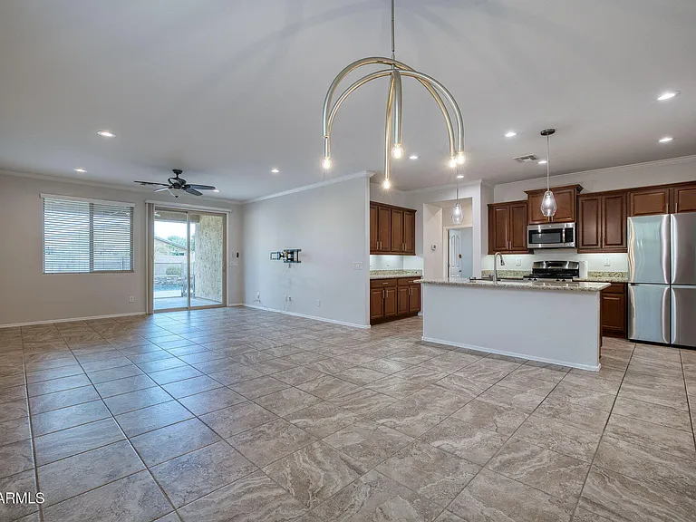 9937 W Andrea Dr — Photo 4