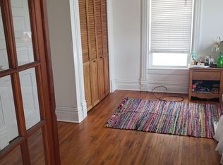 316 E Locust St APT 3, Bloomington, IL 61701