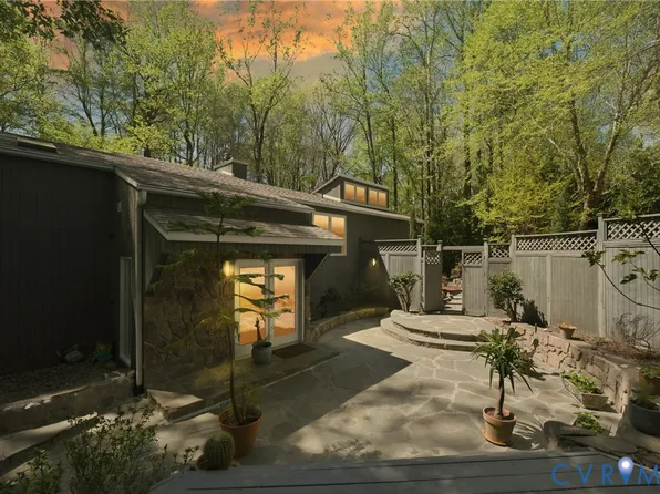 109 Holdsworth Rd, Williamsburg, VA 23185