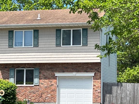 2nd image of 129 W Woodside Ave