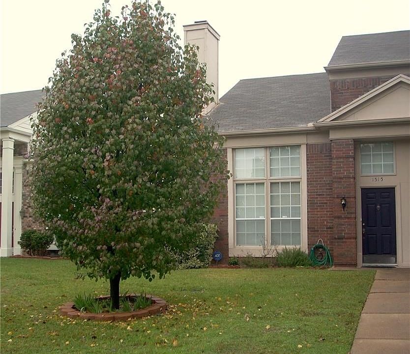 1st image of 1515 Creek Bank Ln