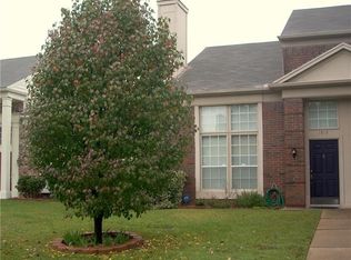 1515 Creek Bank Ln, Arlington, TX 76014