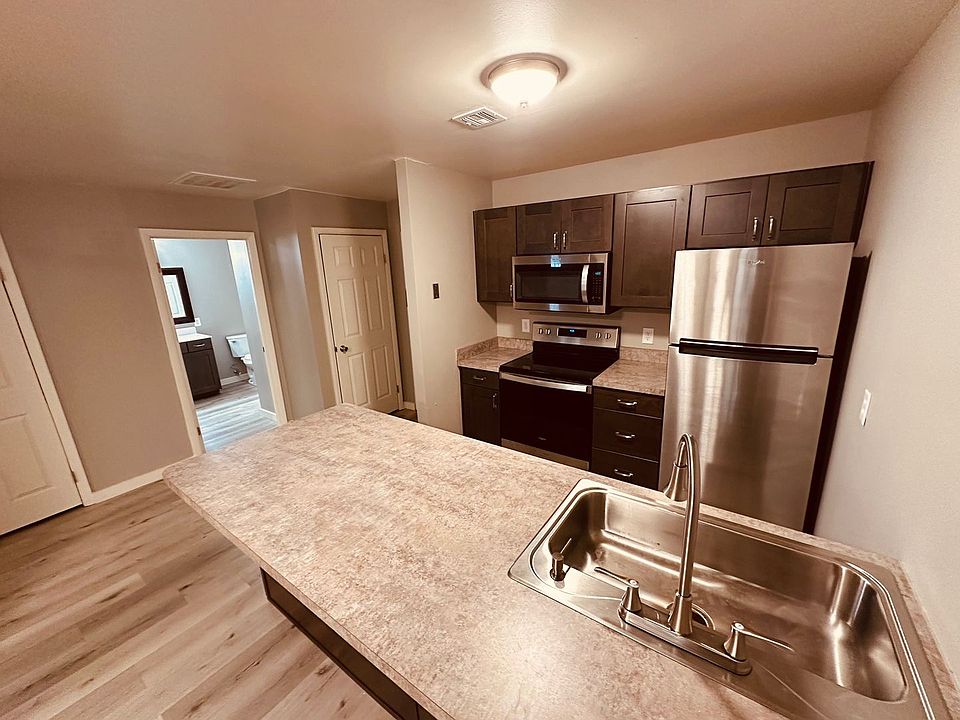 1st image of 40 Grant St APT 4