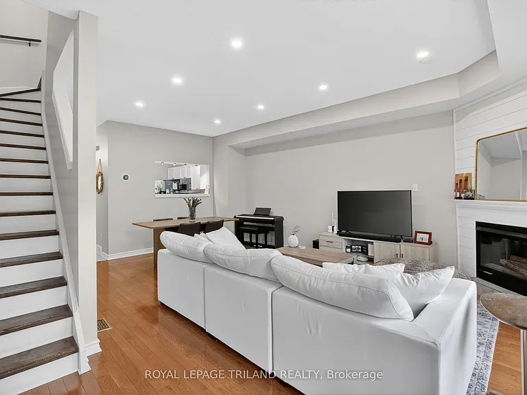 1415 Commissioners Rd W #21 — Photo 19