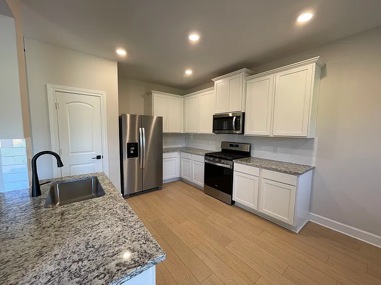 1414 Windermere Way — Photo 22