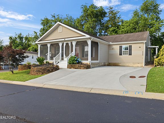 3rd image of 2509 Bay Meadows Way