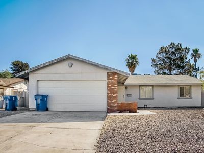 4386 Annie Oakley Dr, Las Vegas, NV, 89121
