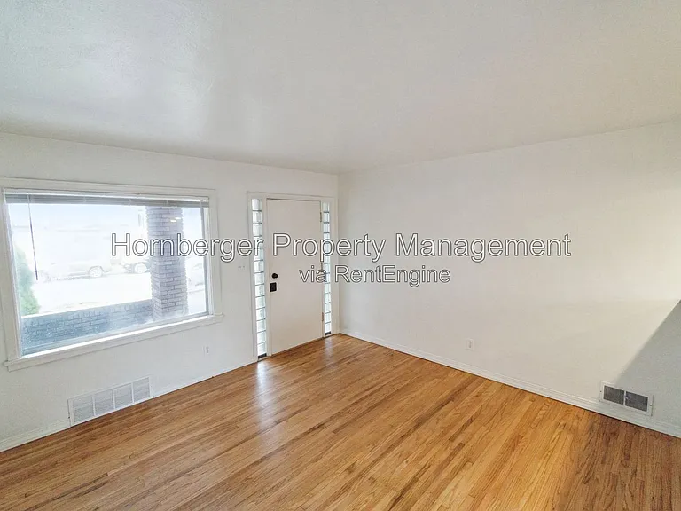 11 E Rich Ave #1 — Photo 27
