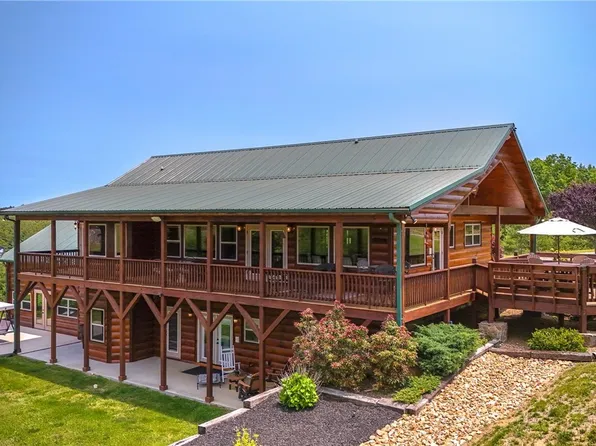 89 Waxberry Drive, Glade Valley, NC 28627