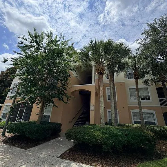 6214 Stevenson Dr #303 — Photo 2