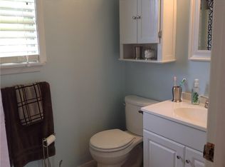 3902 Amherst Rd, Erie, PA 16506