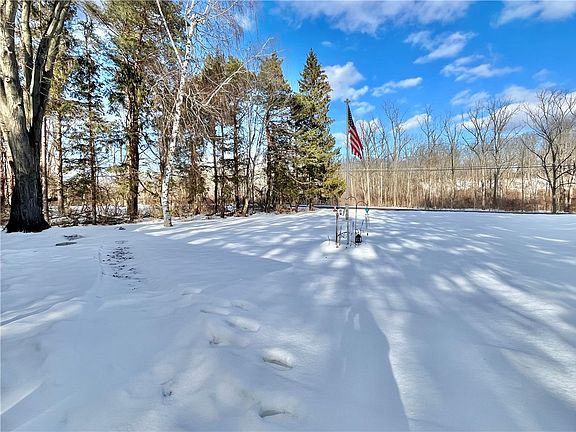 2nd image of 7613 W Port Bay Rd