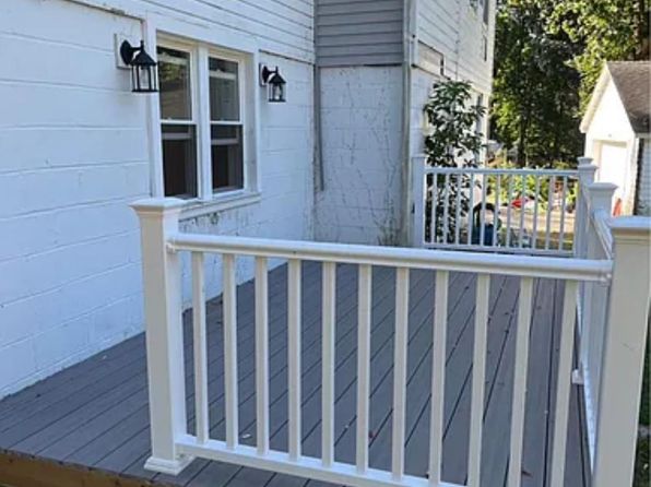 94 Baron De Hirsch Rd