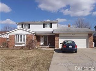 27471 Wyatt Ave, Brownstown, MI 48183