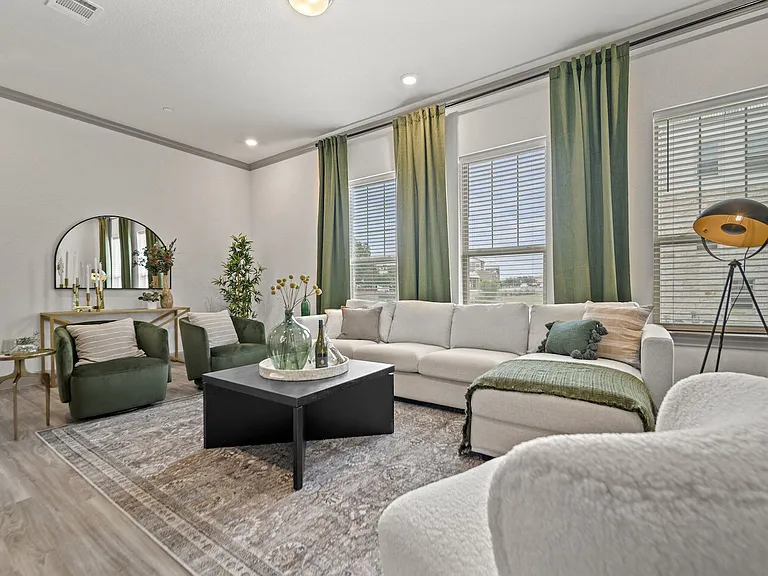 3BD, 3.5BA - 2926SF - Living Room