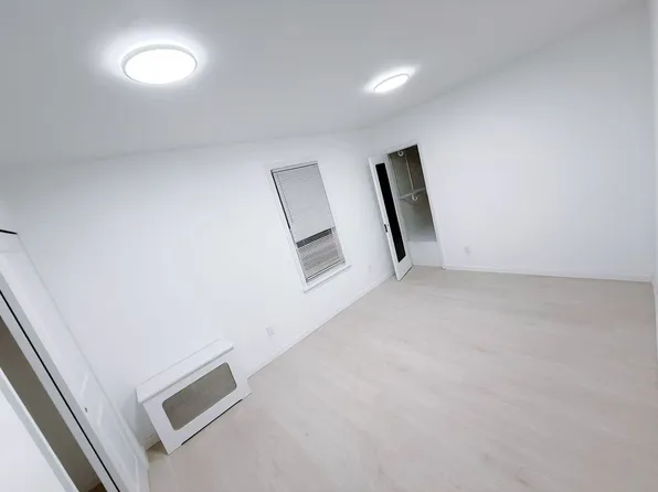 4343 166th St #2, Flushing, NY 11358