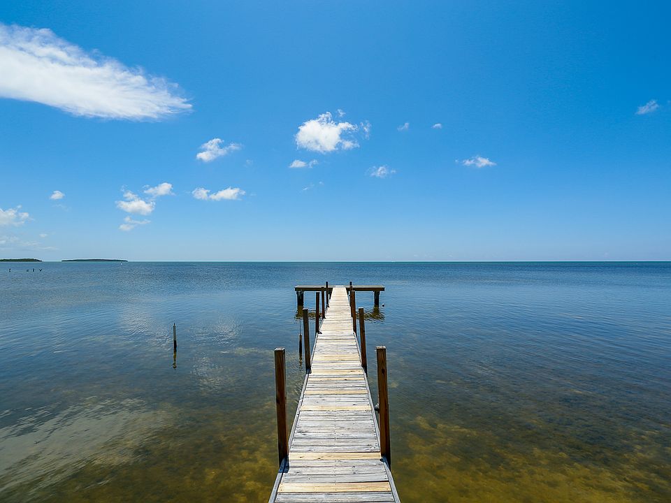 Dock