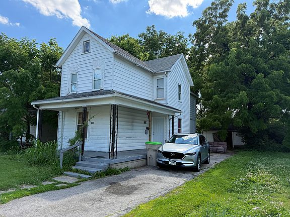 2nd image of 1027 Cypress St