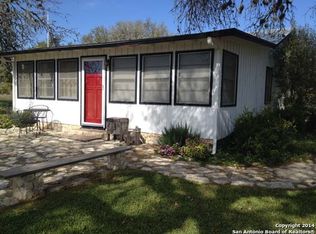 465 Purple Sage Rd, Bandera, TX 78003
