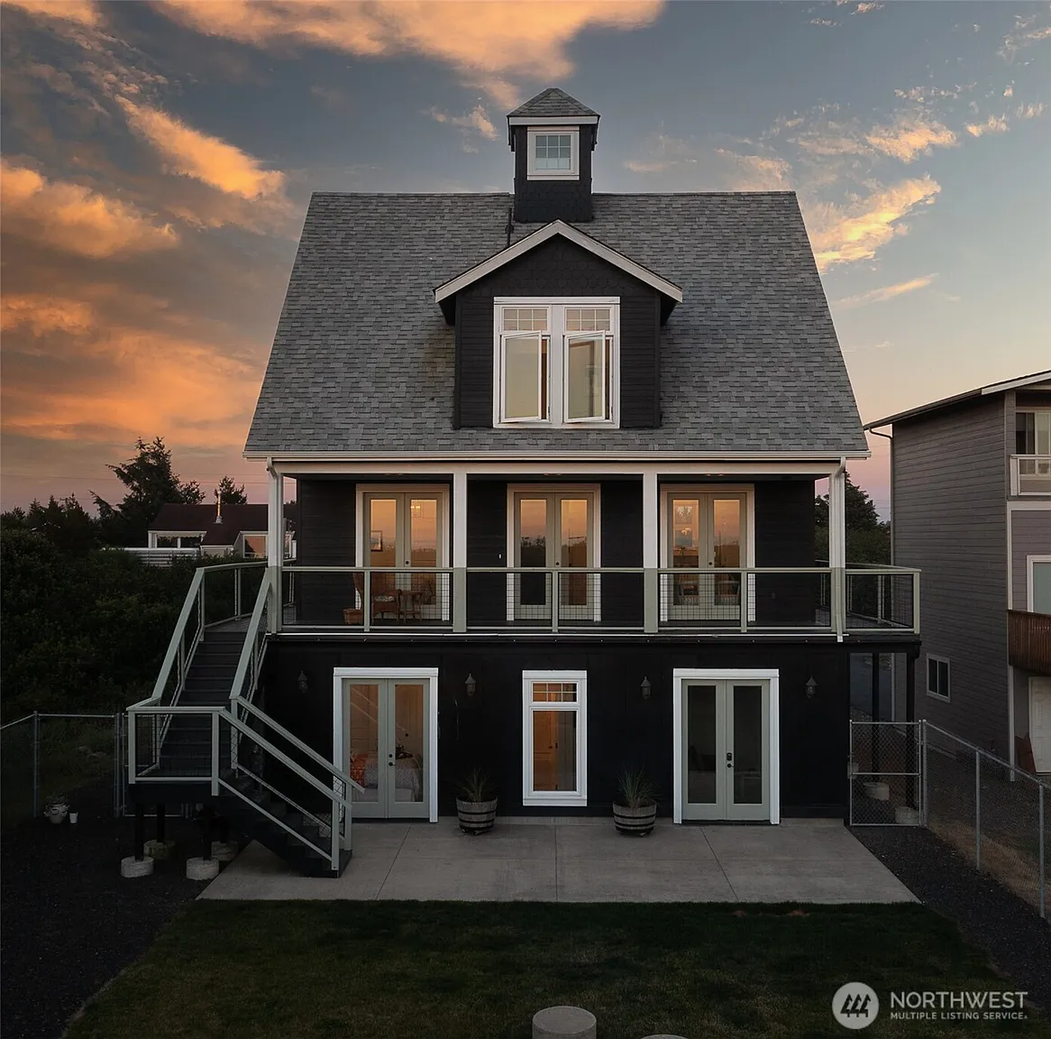 577 Sand Dune Avenue SW photo 1
