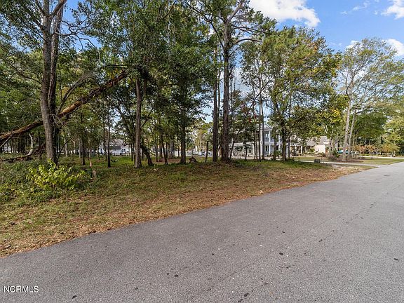 4th image of 9030 Schuyler Drive