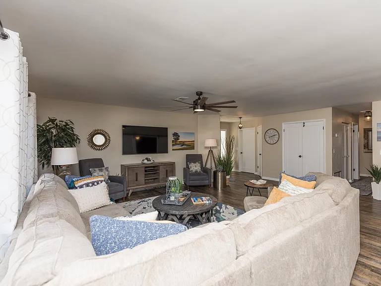 50 Westfield Ln — Photo 16
