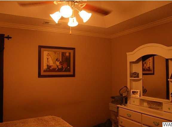 4th image of 10910 Griffin Dr