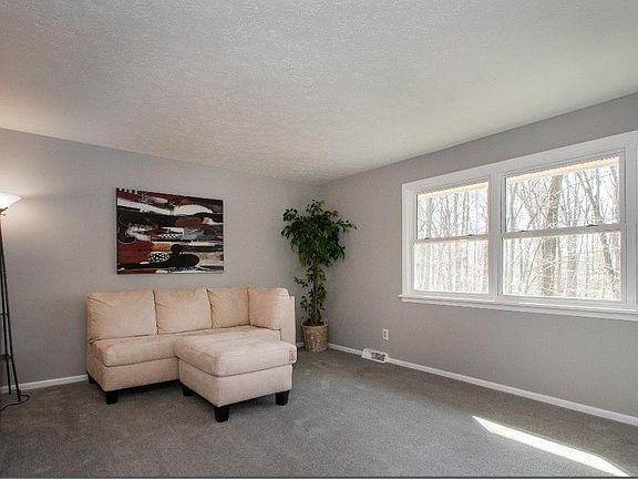 5th image of 36900 Skyline Dr