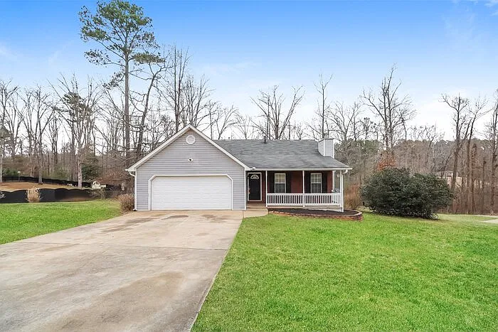 3 bed, 2.0 bath, 1437 sqft, $1,795 — Photo 1