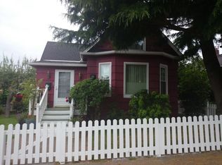 7317 25th Ave NW, Seattle, WA 98117