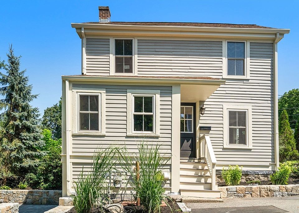1st image of 613 Grove St #613