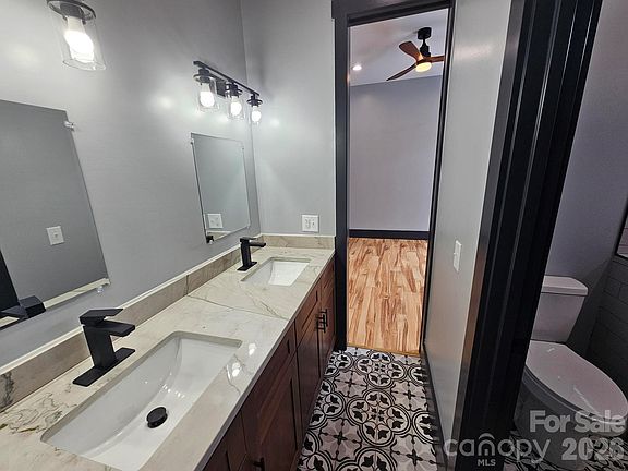 3rd image of 1076 Table View Dr #55