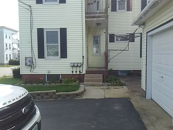 3rd image of 616 Rimmon St