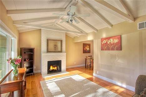 2nd image of 435 Alameda De Las Pulgas
