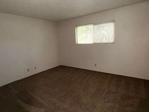 4th image of 1613 Oleander Gateside Apts #12