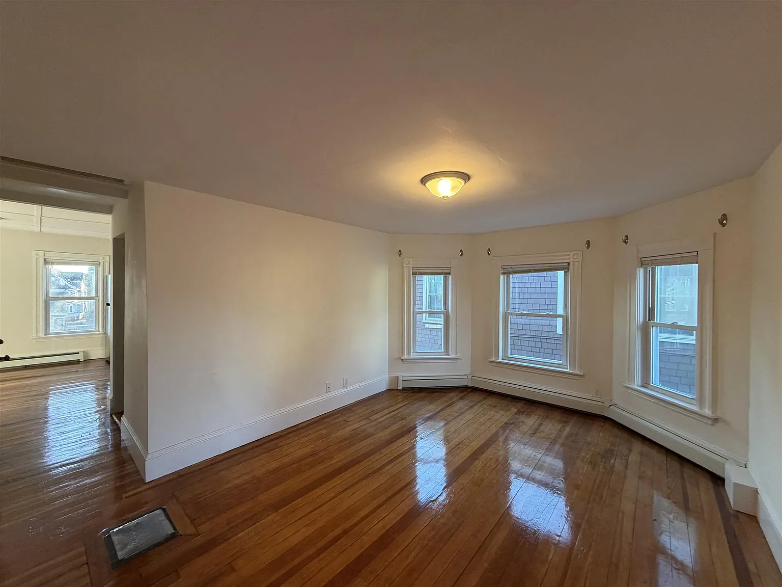 94 Morrison Ave — Photo 4